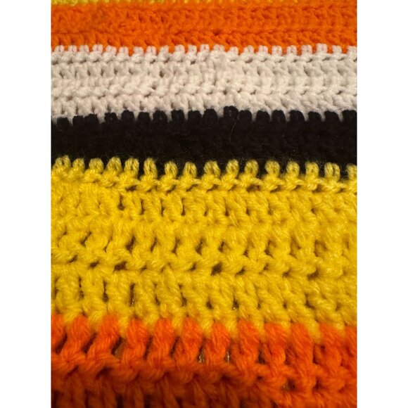 Handmade Candy Corn Stripe Crochet Throw – Vintage Style Blanket - Picture 4 of 5